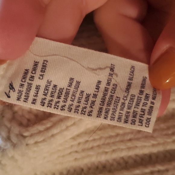 American Eagle short sleeved sweaters size large - Picture 6 of 6